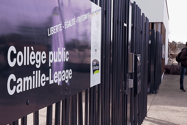 A college in Loire-Atlantique bears the name of Camille Lepage